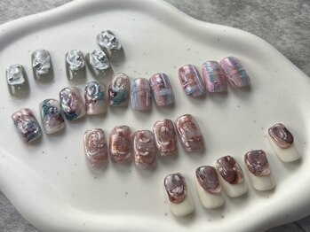 レーヴ(Rev)の写真/トレンドをおさえたお洒落な指先へ☆抜け感のあるシンプルデザインまで豊富にご用意◎繊細アートも対応OK！