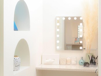 ノーヴ 京都(nowe)/ドレッサー