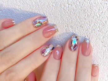 マルチューネイル 池袋(MARUCHU NAIL)の写真/【豊富なパーツ】海外パーツも豊富であなた好みの個性派ネイルに♪デザインのご相談もお気軽に！
