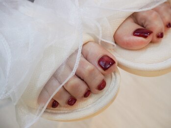 リュール(Lueur)の写真/シンプルなワンカラーはもちろん、親指アートや持込デザインもOK!!豊富なメニューであなたの理想を叶える☆