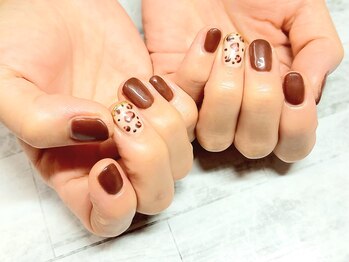ブラウンレオパードネイル