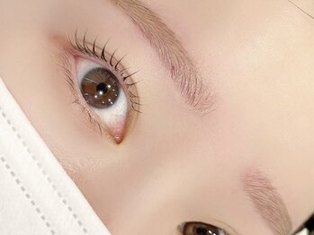 レレガンス(LELEGANCE)/自然に瞳が映える