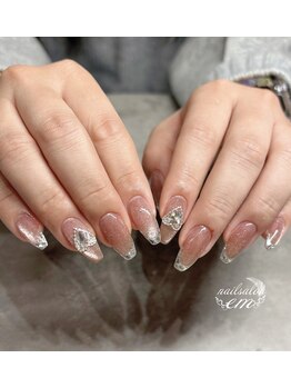 エム(em)/magnet×flash ガラスフレンチ