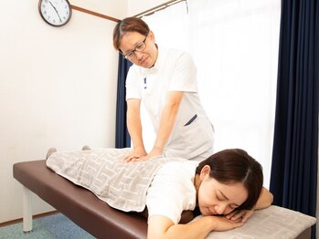 かたえ鍼灸整体院の写真/有資格者の巧みな施術！慢性的な首肩凝り、産後の腰痛、姿勢の悪さに【匠全身ほぐしマッサージ60分4500円】