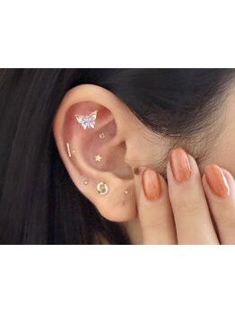 ネイル・アイメニューの同時施術が可能