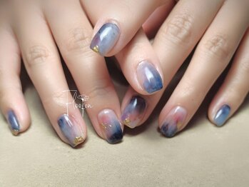 ネイビー×ニュアンスネイル