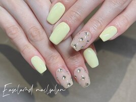 春ビジューネイル