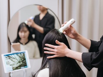 アンス 名古屋栄(anth:)の写真/専門知識を持つスタッフが徹底サポート！頭皮をマイクロスコープで診断し、お悩みの原因を明確にします