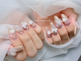 バラとリボンのガーリーネイル