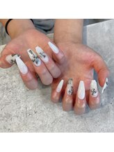 ウカネイル(uka nail)/手書きクロムハーツネイル♪