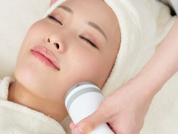 ザ ピーチ(THE PEACH)の写真/韓国大人気リフトアップ機器【オンダ導入サロン】速効小顔×ハリツヤUP！現地価格で叶える本格肌質改善。