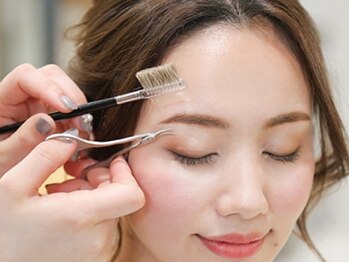 アトリエはるか コトチカ京都の写真/大人気☆10分で仕上がる美眉スタイリング！メンズも大歓迎☆