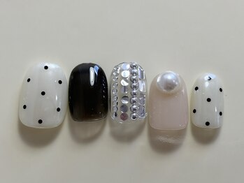 ジェミーネイル シンジュク(Jemiy nail shinjuku)/個性派ドット¥8480
