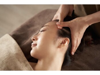 ベリー(Berry)の写真/顔・頭・心まで整うドライヘッドスパ◎顔のたるみ、実は“頭”から。若見えを呼び覚ますドライヘッドスパ