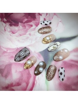 アミュレット(AMULET)/普段ネイルできない方必見♪