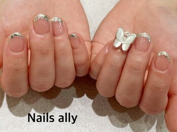 ネイルズアリー 立川店(Nails ally)/ガラスフレンチ×バタフライ×夏