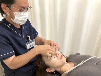 武庫之荘駅前鍼灸接骨院の写真/【痛みの少ない鍼で初めての方にも】小顔・しわケア・むくみ・肌トラブル改善に美容鍼♪肩こり・腰痛にも◎