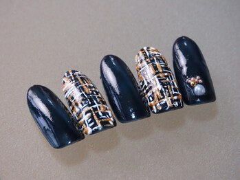 リリネイル(LiLi Nail)/