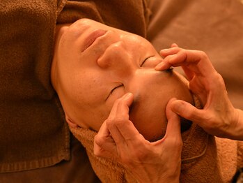 天満みぞぶち整骨院/出来る男の肌メンテナンス!