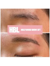 サロン ド ミモザ(Salon de Mimosa)/ハリウッドブロウリフト