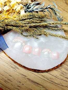 ソラ(sora)/大人かわいい♪パールネイル