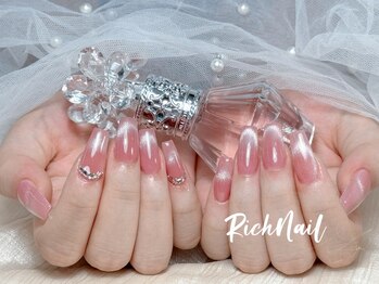 リッチ(Rich)の写真/大人女性に人気の上品ネイル!トレンドを取り入れ洗練されたデザインで,美しい指先をご提案◎当日予約大歓迎