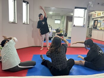 メナードフェイシャルサロン 豊中ぞうさん公園前/ストレッチイベント