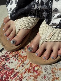 フットネイル定額2本アート