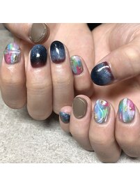 個性派ニュアンスネイル