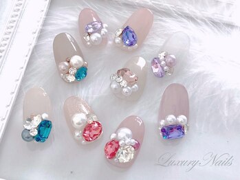 ラグジュアリーネイルズ タカダノババ(Luxury Nails Takadanobaba)/ワンカラー&３Dジュエルビジュー