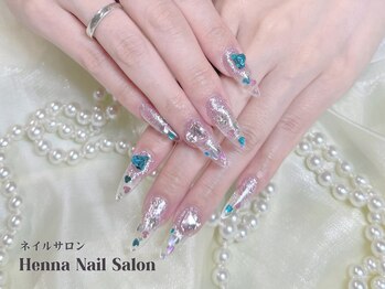 ヘンナ(Henna)/シンプルなベースにキラキラ