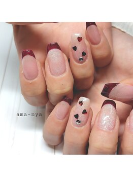 アマーニャ(ama-nya)/フレンチネイルとハート