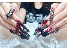 ナナネイル(Nana Nail)/ダークゴシック × ギャルネイル