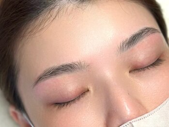 スア プレイス(SUA Place)の写真/【こすっても消えない眉毛インプットブロウ/アイブロウWAX/ブロウリフト等】アイブロウメニューも豊富♪