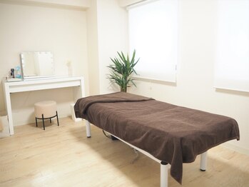 グロウ 脱毛サロン(GLOW)/明るい個室でゆったり施術