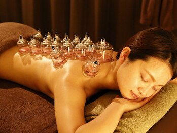 カメリア 椿(CAMERIA)/カッピング(吸い玉)