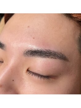 ルリアン チッタ/メンズ眉毛