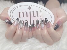 ミュウミュウ(miumiu)/冬限定ネイル特集