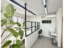 エレヌイ(ELENUI)