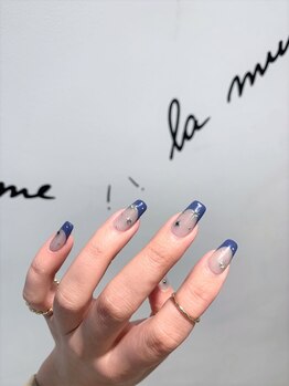 ムーイ 外苑前(mooi.)/kirakira art french nails