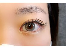 まつげ専用の個室で1対1施術★