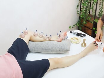 スロー(Slow)/足のだるさ解消!カッピング