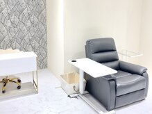 レヴィア(Revia)/サロン内観