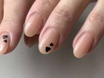 ネイルルーム エンヌ(nail room en'ne)/ポイントデザイン♪