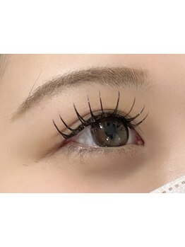 ナチュラル上品な目元にしたい