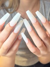 ウズ 和歌山店(UZU)/乳白色ネイル