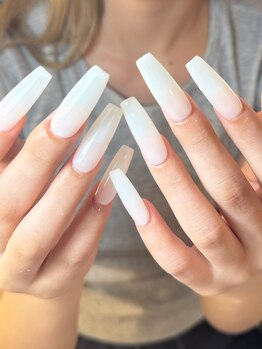 ウズ 和歌山店(UZU)/乳白色ネイル