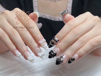 ウメネイルスタジオ(UME NAIL STUDIO)/長さだしやり放題×つけ放題