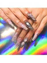 エヌエービー(N.A.B.)/クールなアートスカルプ