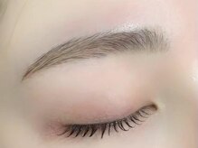 ニクシーアイブティック(Nixie Eye Boutique)/眉毛/まゆげ/美眉スタイリング